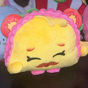 Taco Shopkin plushie